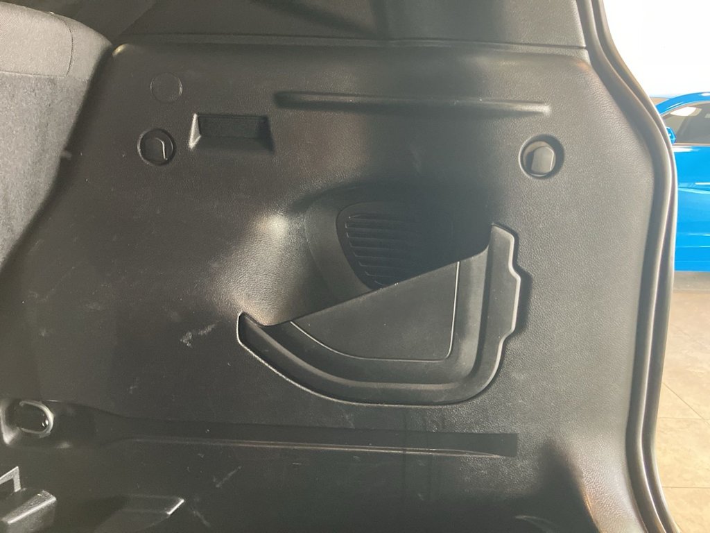 Thumbnail: 2020 Jeep Renegade - 30