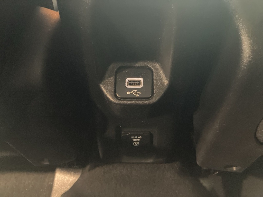 Thumbnail: 2020 Jeep Renegade - 27