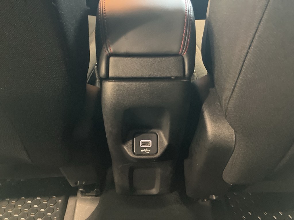 Thumbnail: 2023 Jeep Renegade - 28