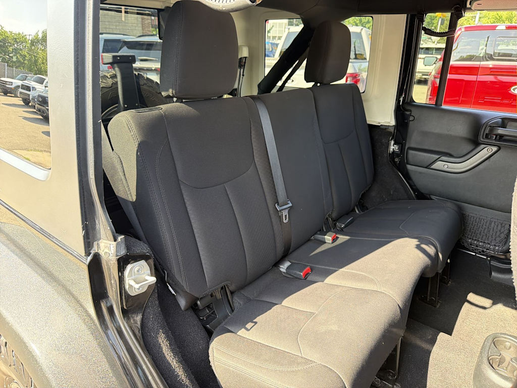 Thumbnail: 2017 Jeep Wrangler - 27