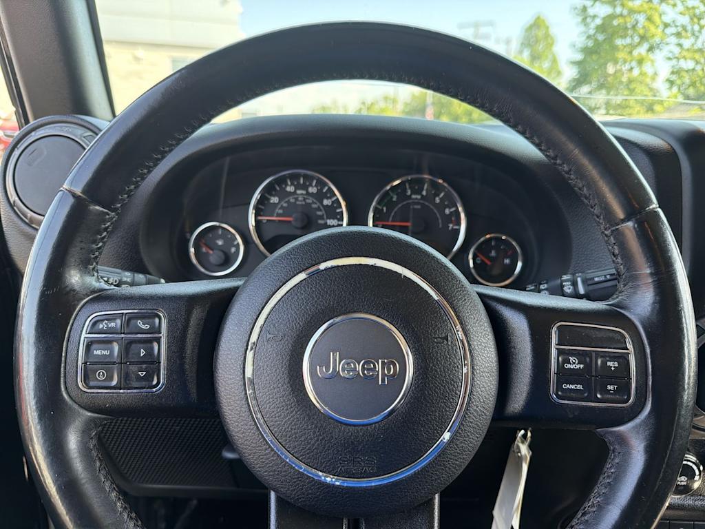 Thumbnail: 2017 Jeep Wrangler - 8