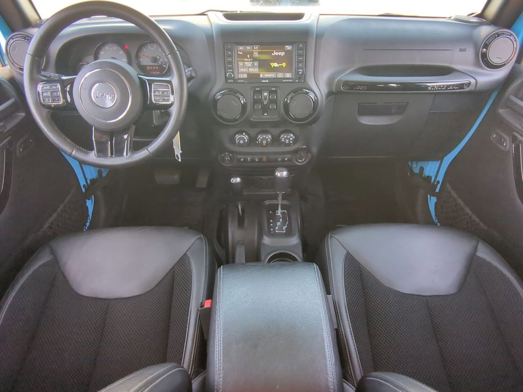 Thumbnail: 2017 Jeep Wrangler - 8