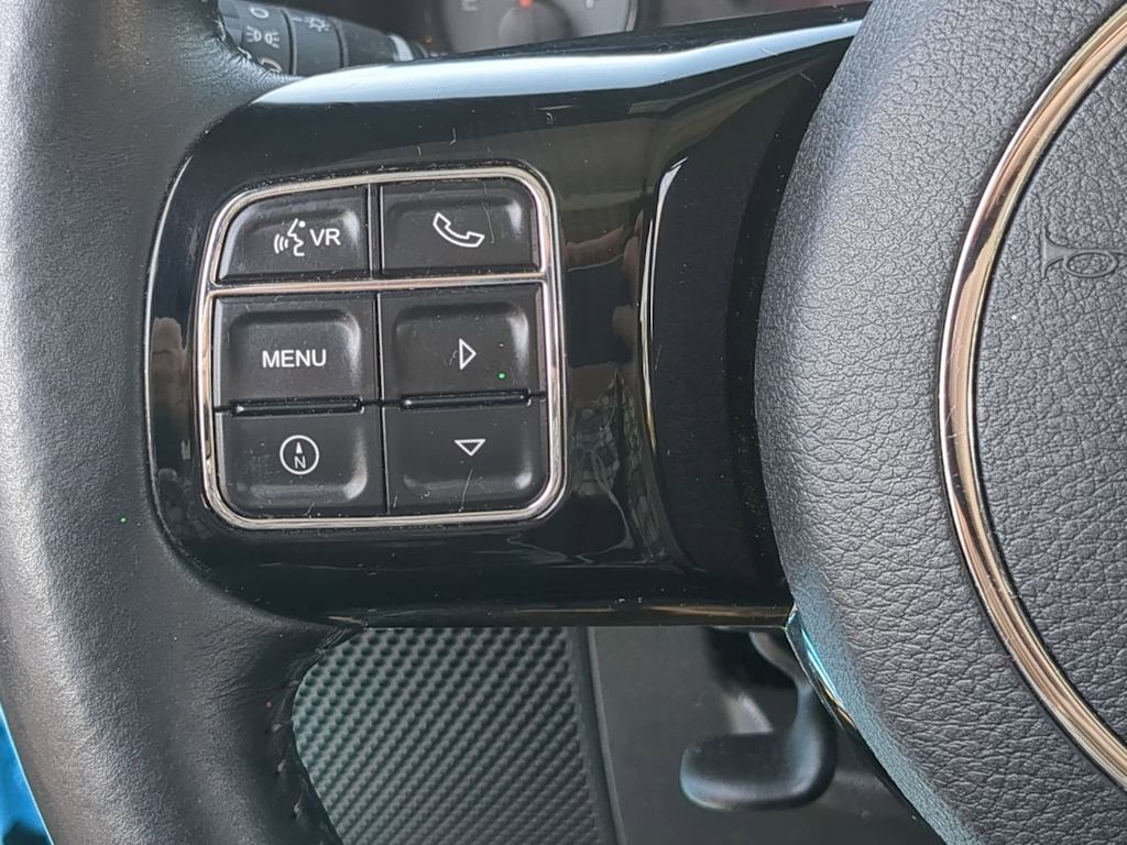 Thumbnail: 2017 Jeep Wrangler - 27