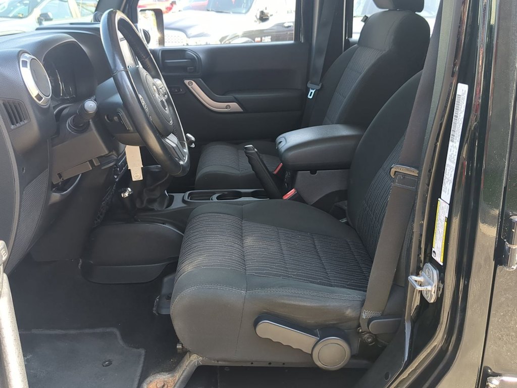 Thumbnail: 2012 Jeep Wrangler - 11