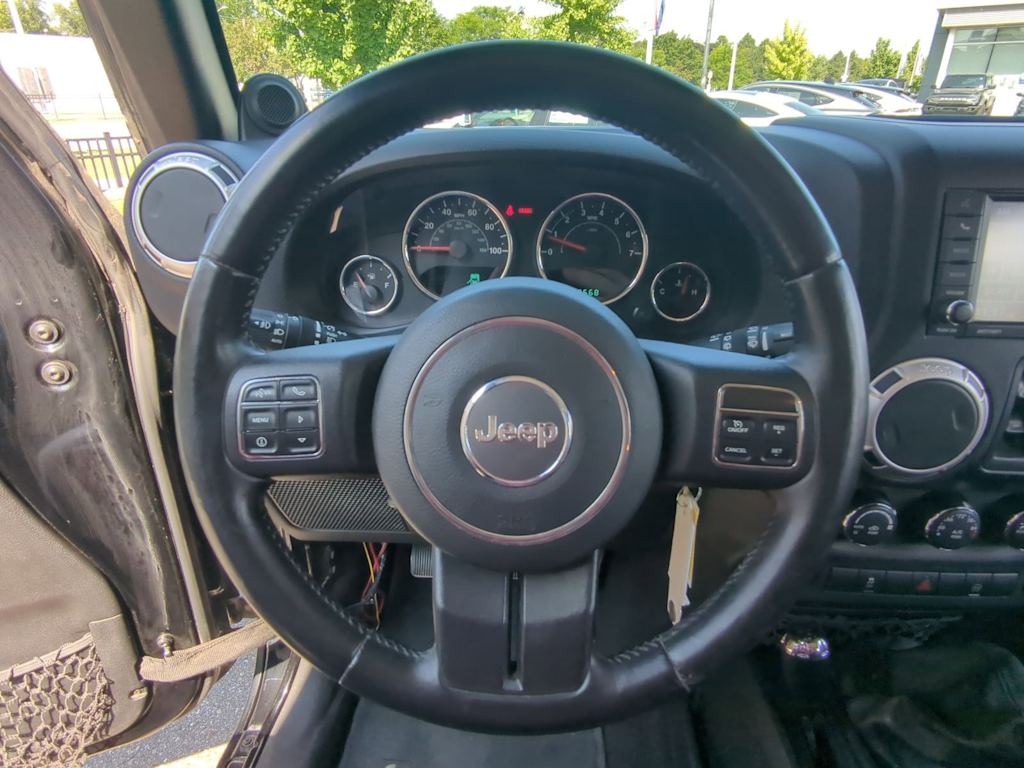 Thumbnail: 2012 Jeep Wrangler - 13