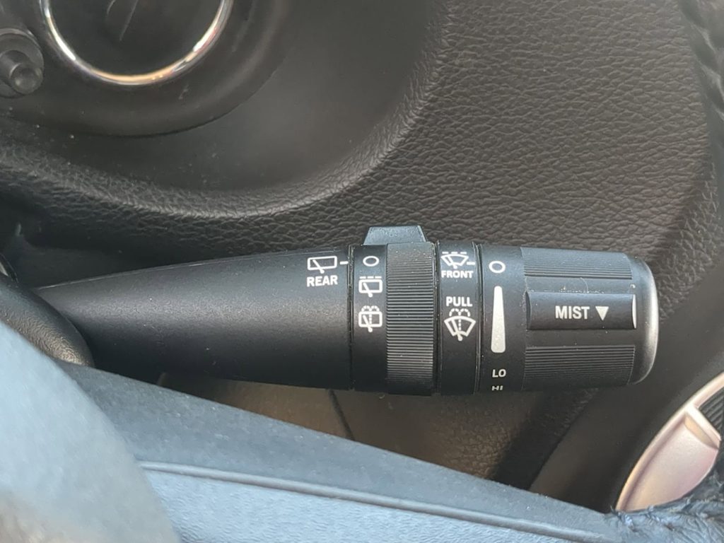 Thumbnail: 2012 Jeep Wrangler - 7