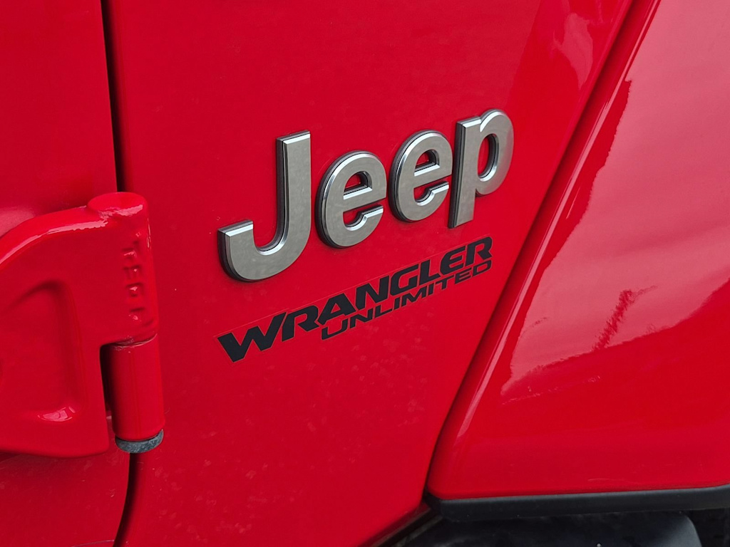 Thumbnail: 2021 Jeep Wrangler - 7