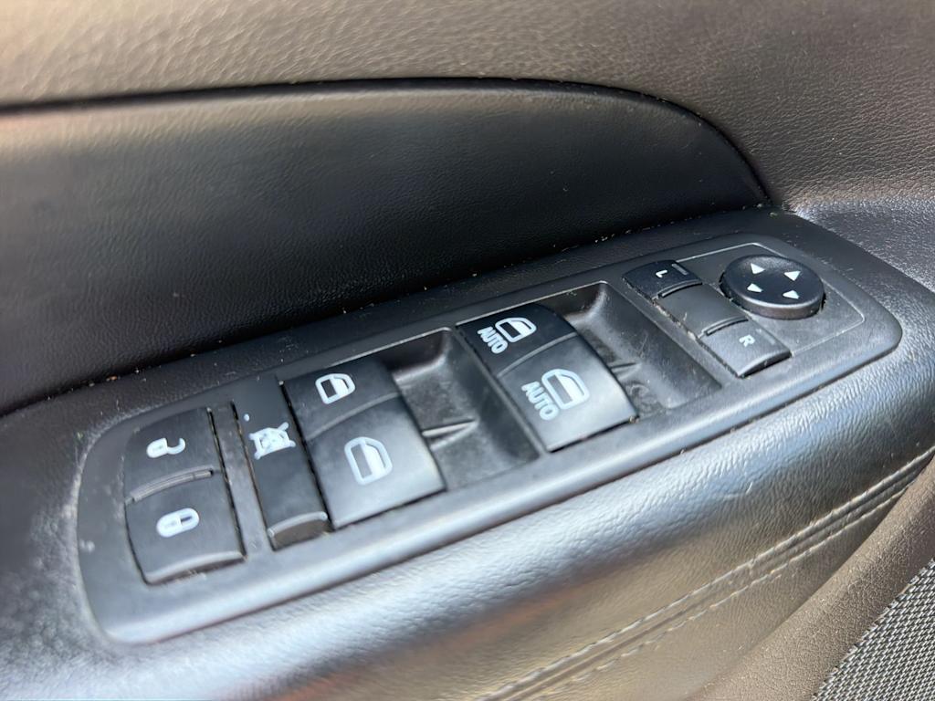 Thumbnail: 2019 Jeep Grand Cherokee - 25