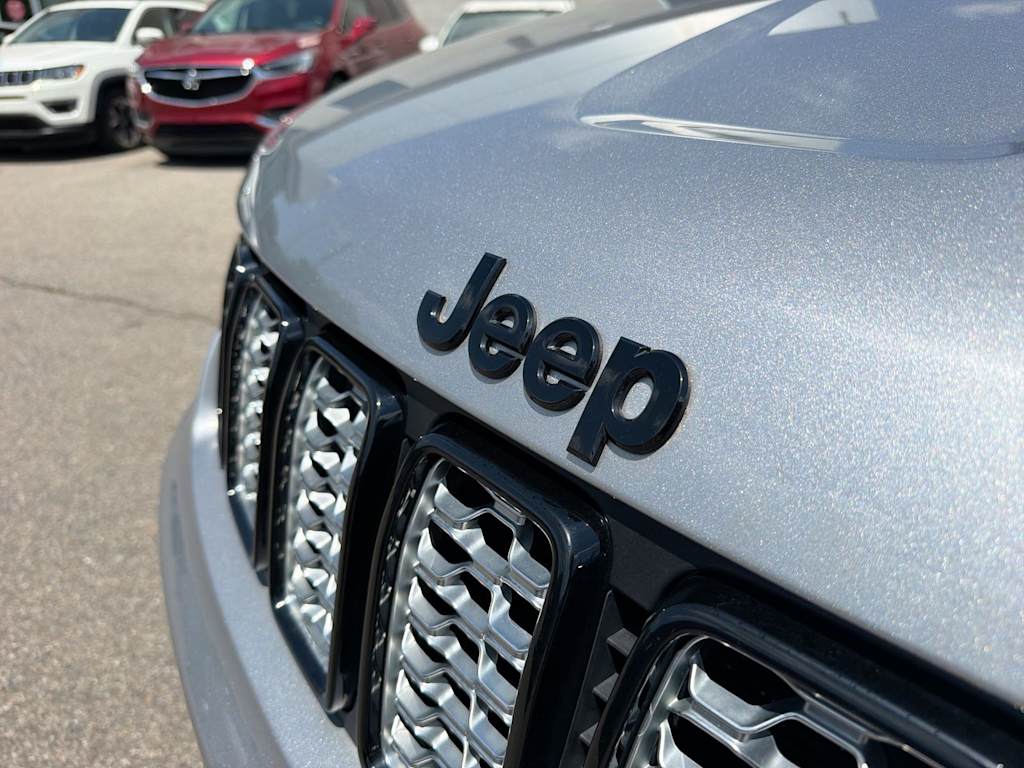 Thumbnail: 2019 Jeep Grand Cherokee - 23