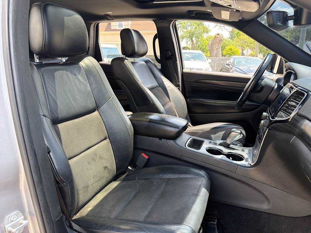 Thumbnail: 2019 Jeep Grand Cherokee - 28