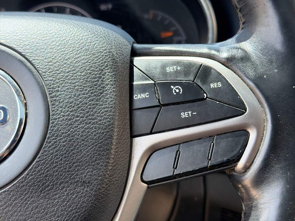 Thumbnail: 2019 Jeep Grand Cherokee - 30