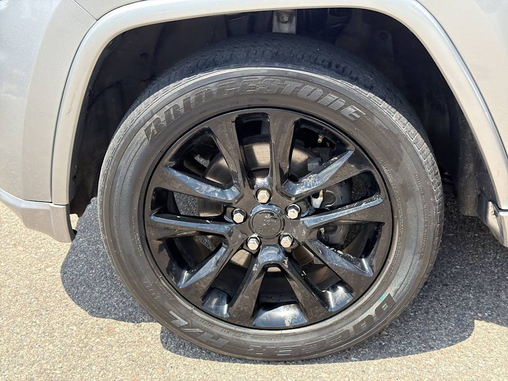 Thumbnail: 2019 Jeep Grand Cherokee - 8