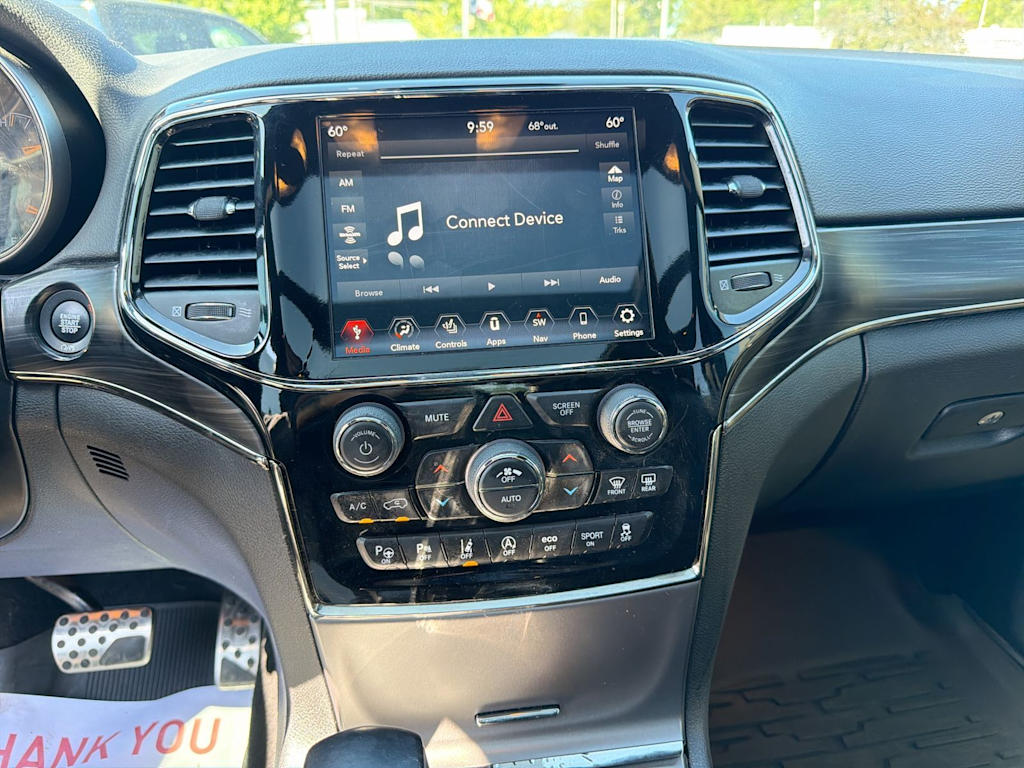 Thumbnail: 2020 Jeep Grand Cherokee - 13