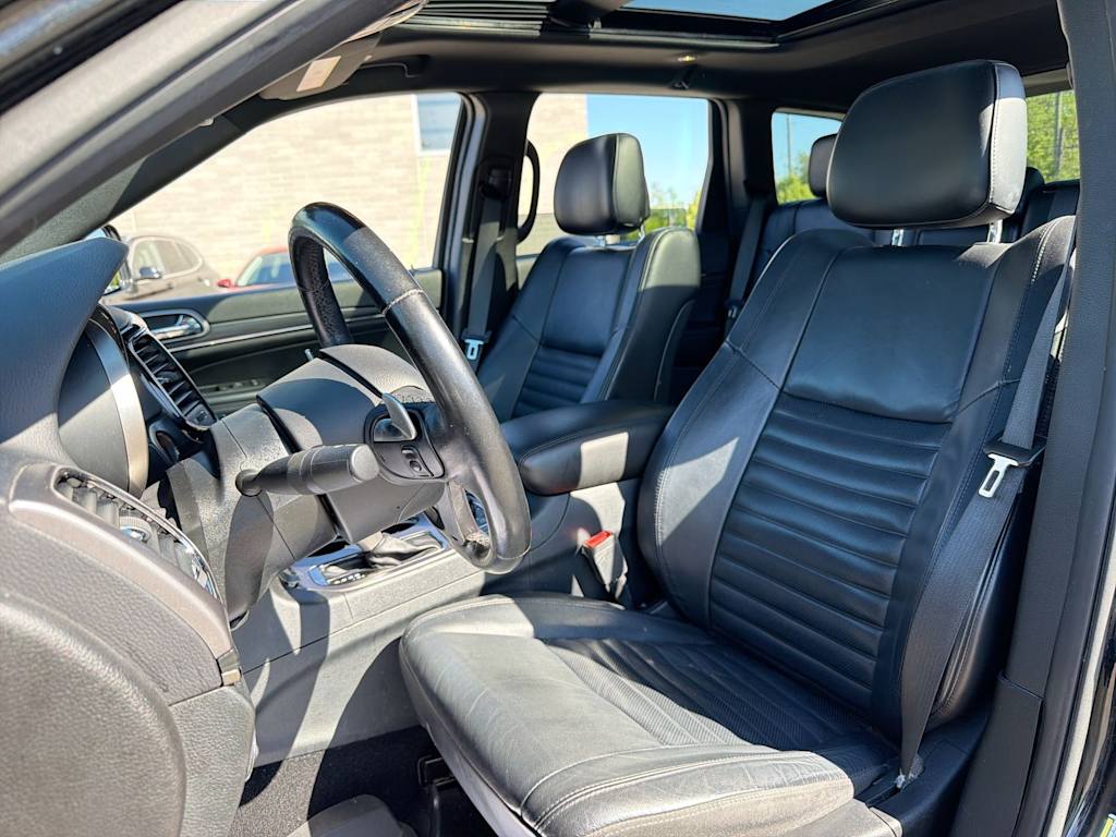 Thumbnail: 2020 Jeep Grand Cherokee - 11