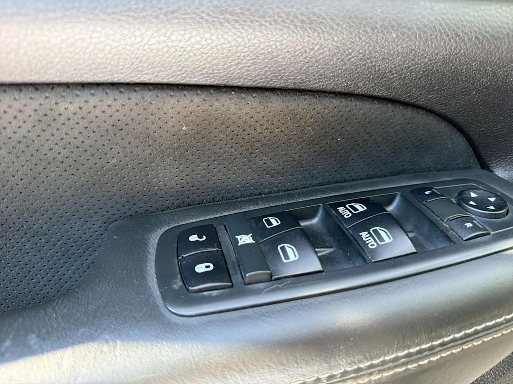 Thumbnail: 2014 Jeep Grand Cherokee - 13