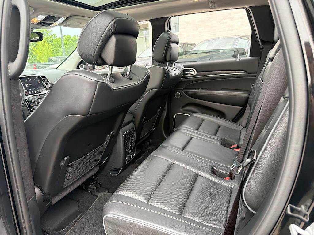 Thumbnail: 2020 Jeep Grand Cherokee - 11