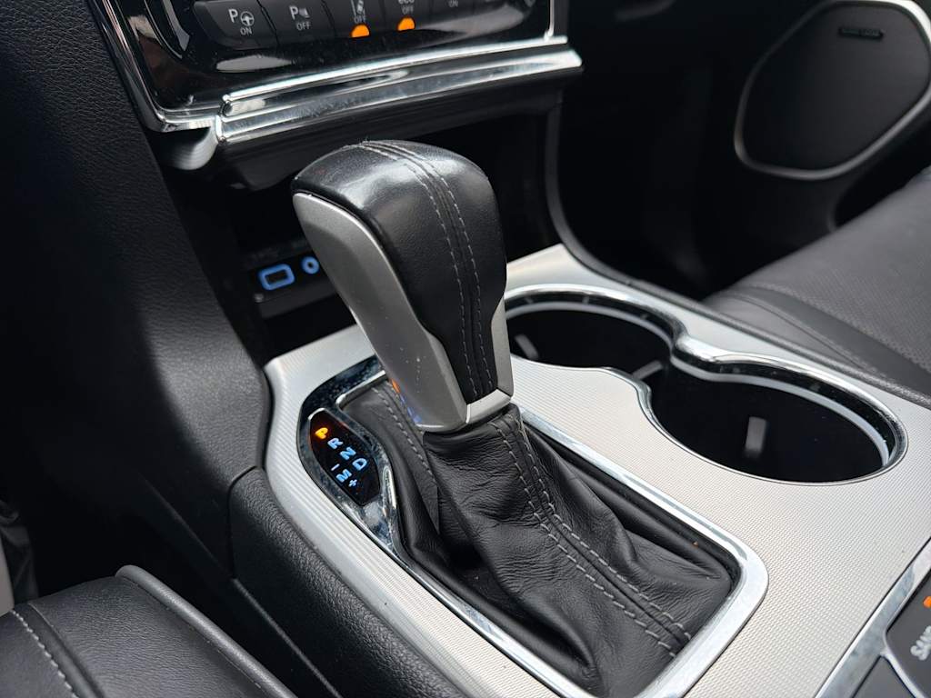 Thumbnail: 2020 Jeep Grand Cherokee - 35