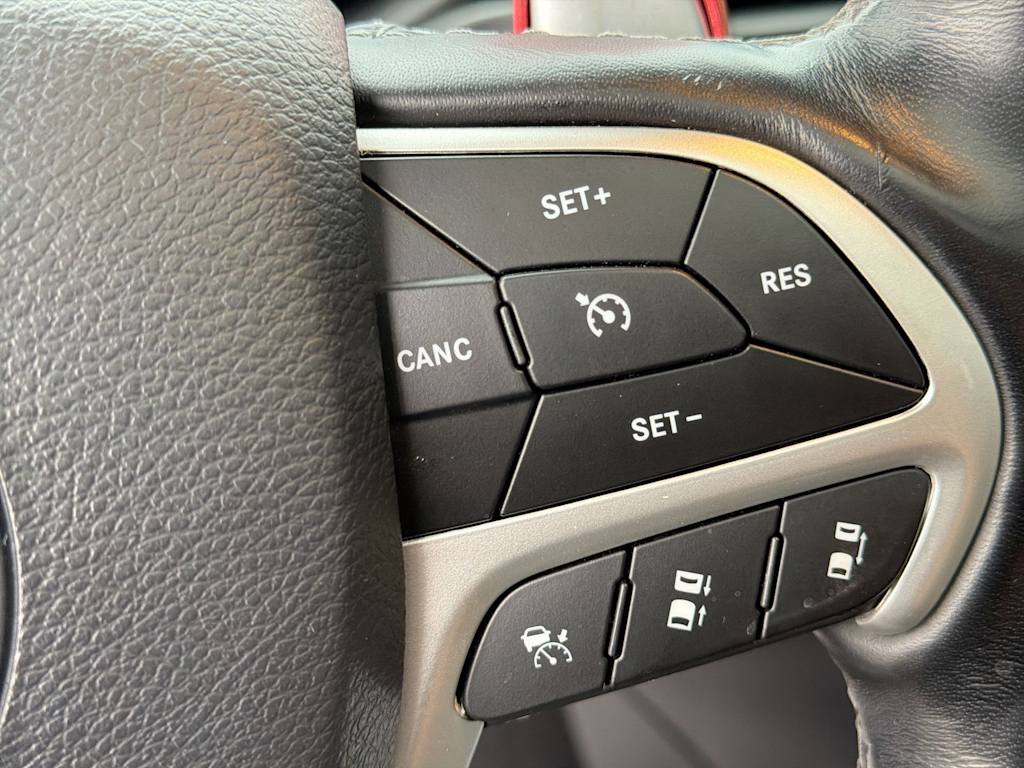Thumbnail: 2020 Jeep Grand Cherokee - 31