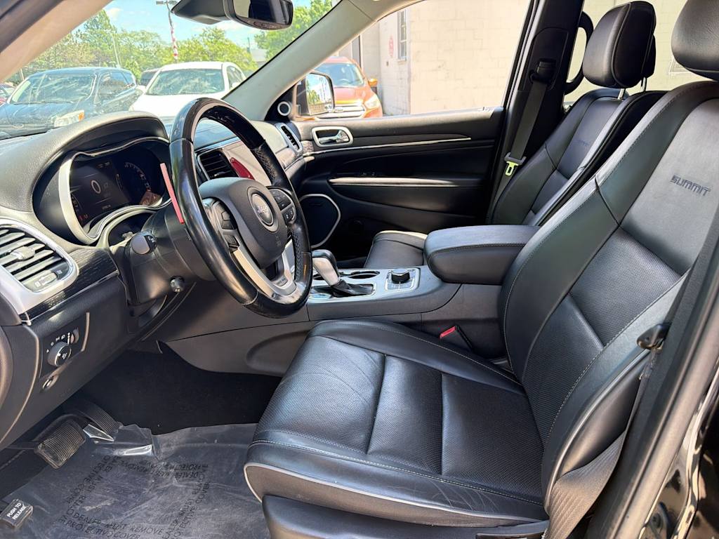 Thumbnail: 2020 Jeep Grand Cherokee - 9