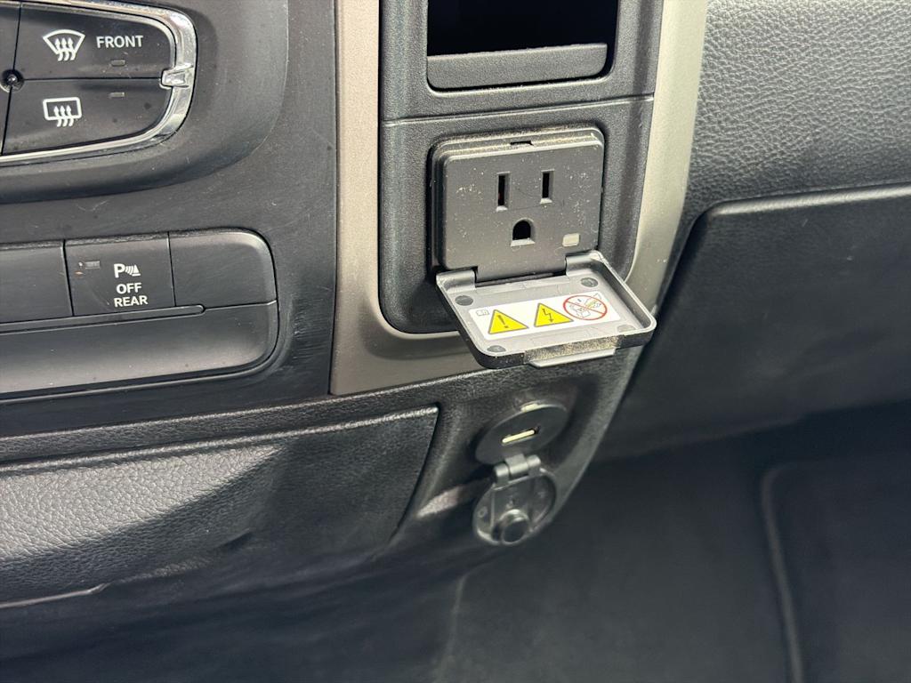 Thumbnail: 2020 RAM 1500 - 15