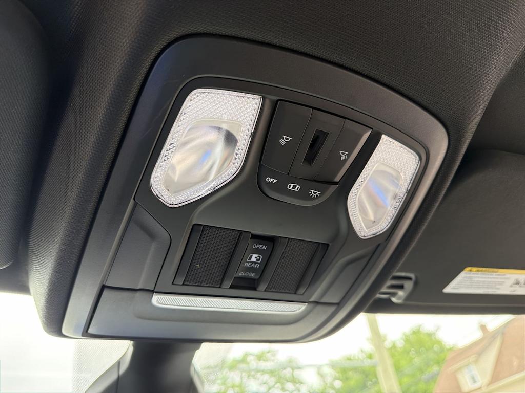 Thumbnail: 2019 RAM 1500 - 25