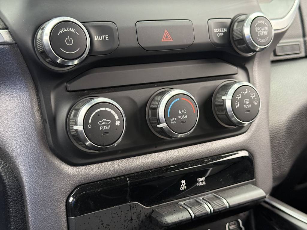 Thumbnail: 2019 RAM 1500 - 30