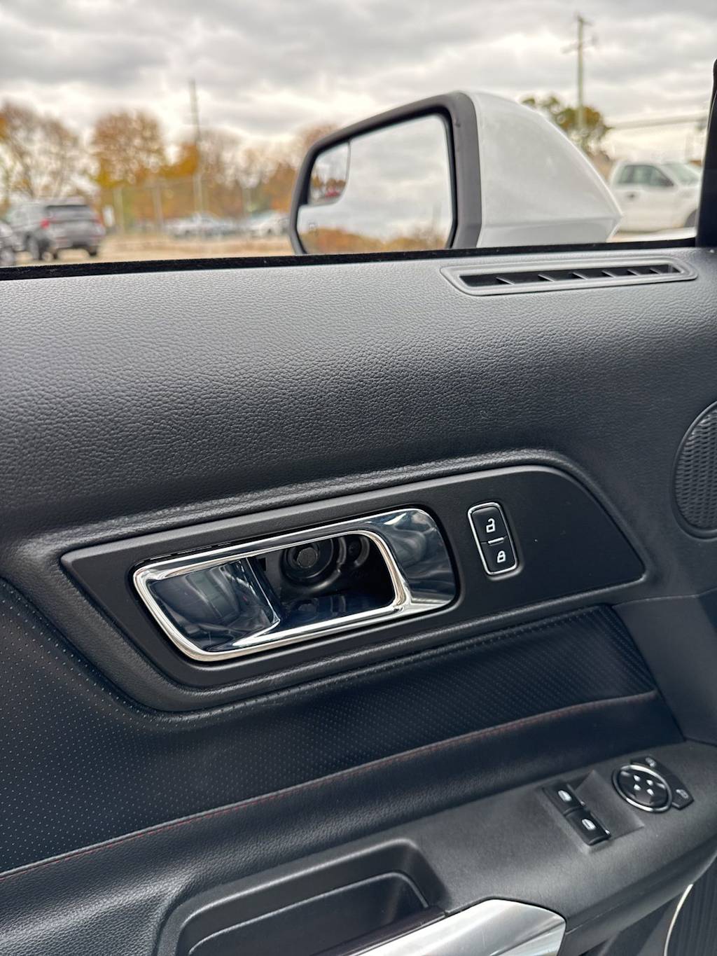 Thumbnail: 2016 Ford Mustang - 19