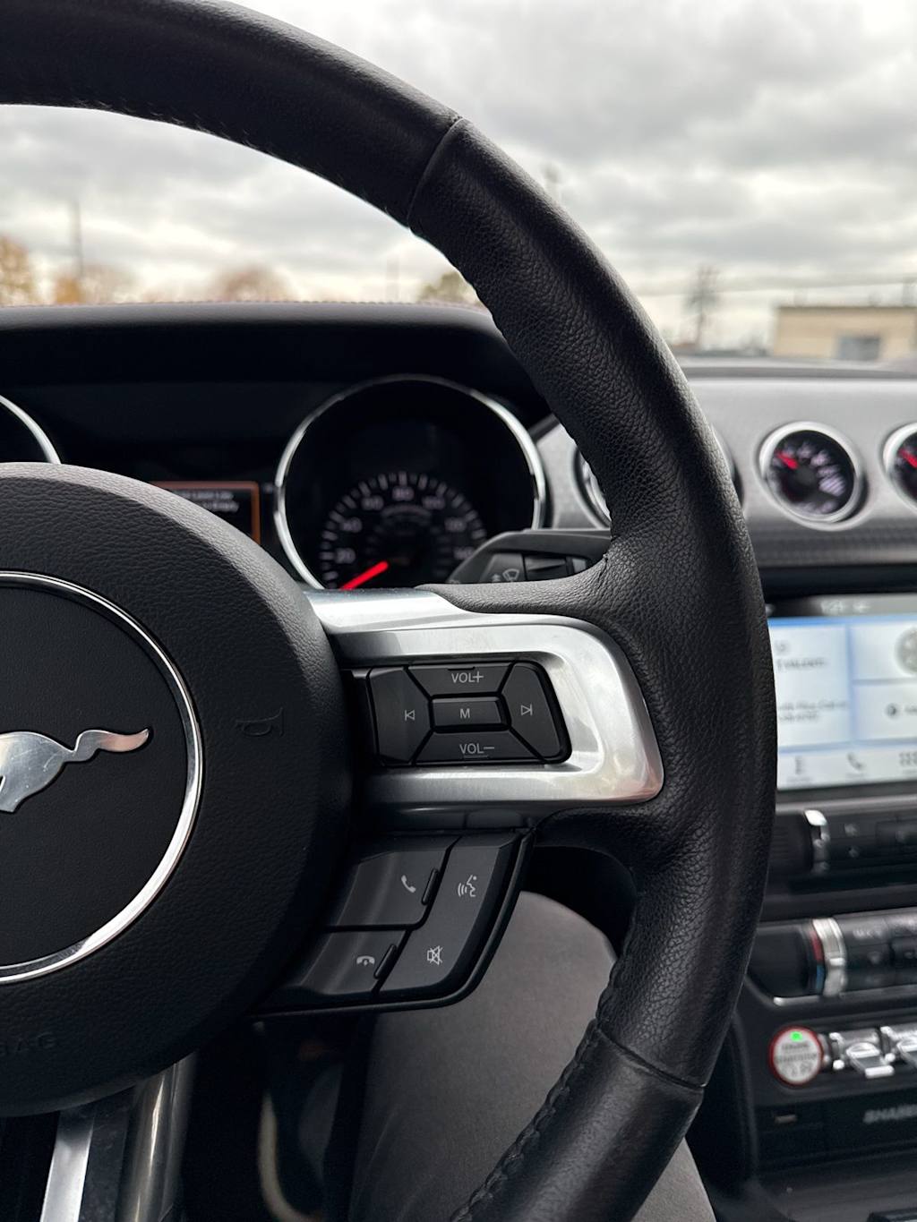 Thumbnail: 2016 Ford Mustang - 25