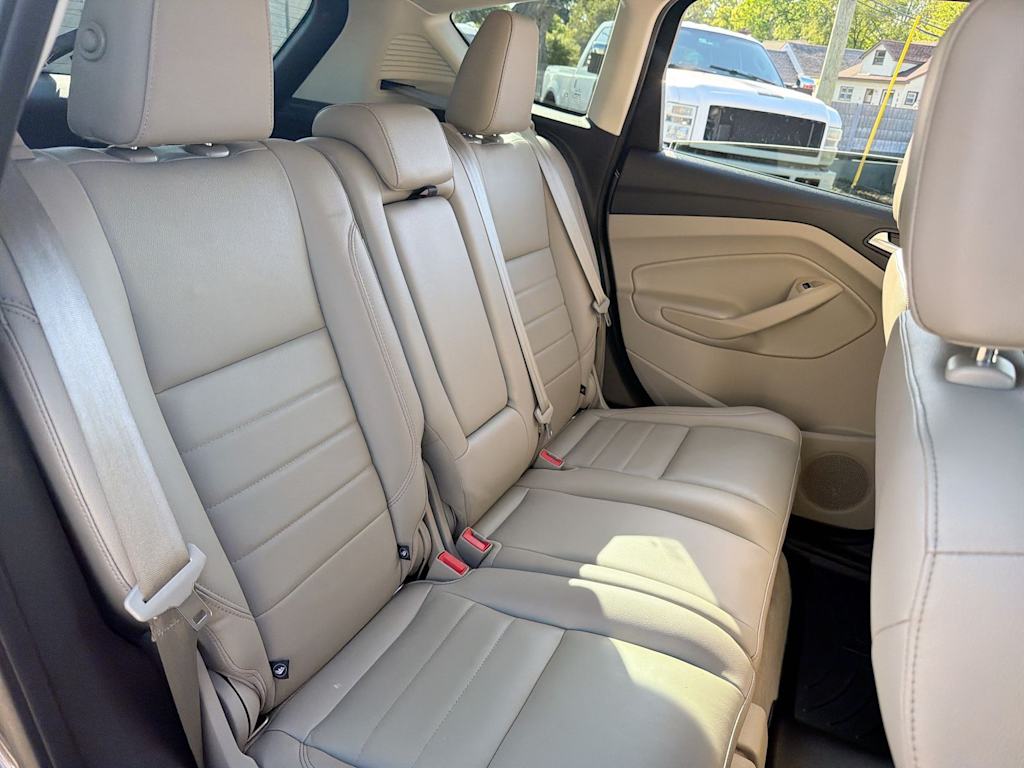 Thumbnail: 2016 Ford C-Max - 27