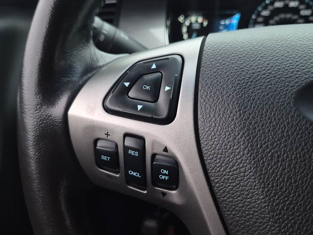 Thumbnail: 2016 Ford Taurus - 27