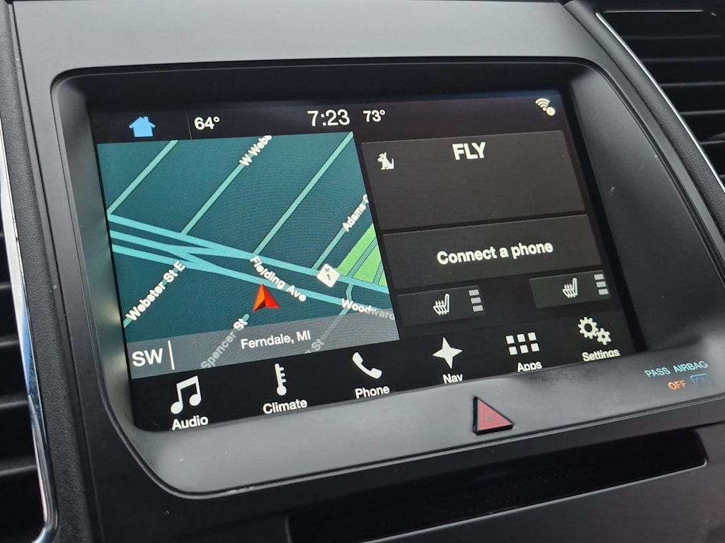 Thumbnail: 2016 Ford Taurus - 12