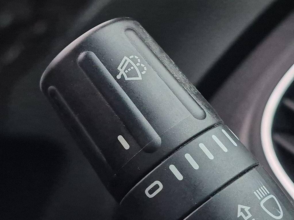 Thumbnail: 2016 Ford Taurus - 13
