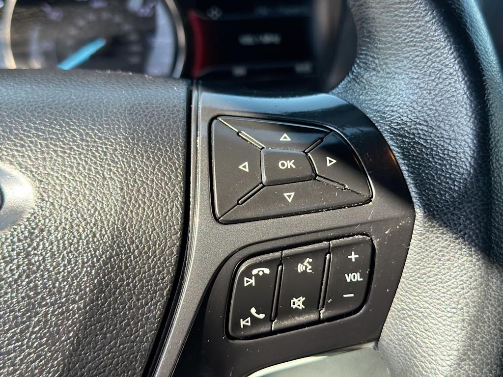 Thumbnail: 2018 Ford Explorer - 29