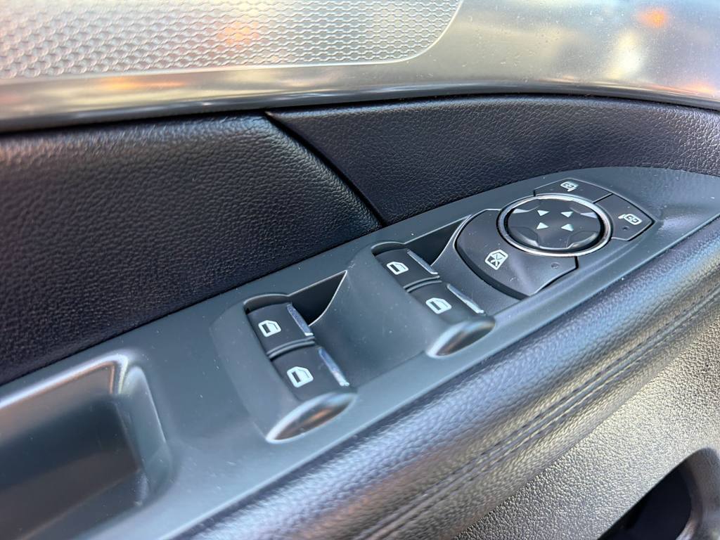 Thumbnail: 2018 Ford Explorer - 24