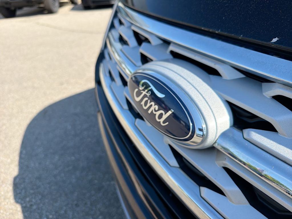 Thumbnail: 2018 Ford Explorer - 7