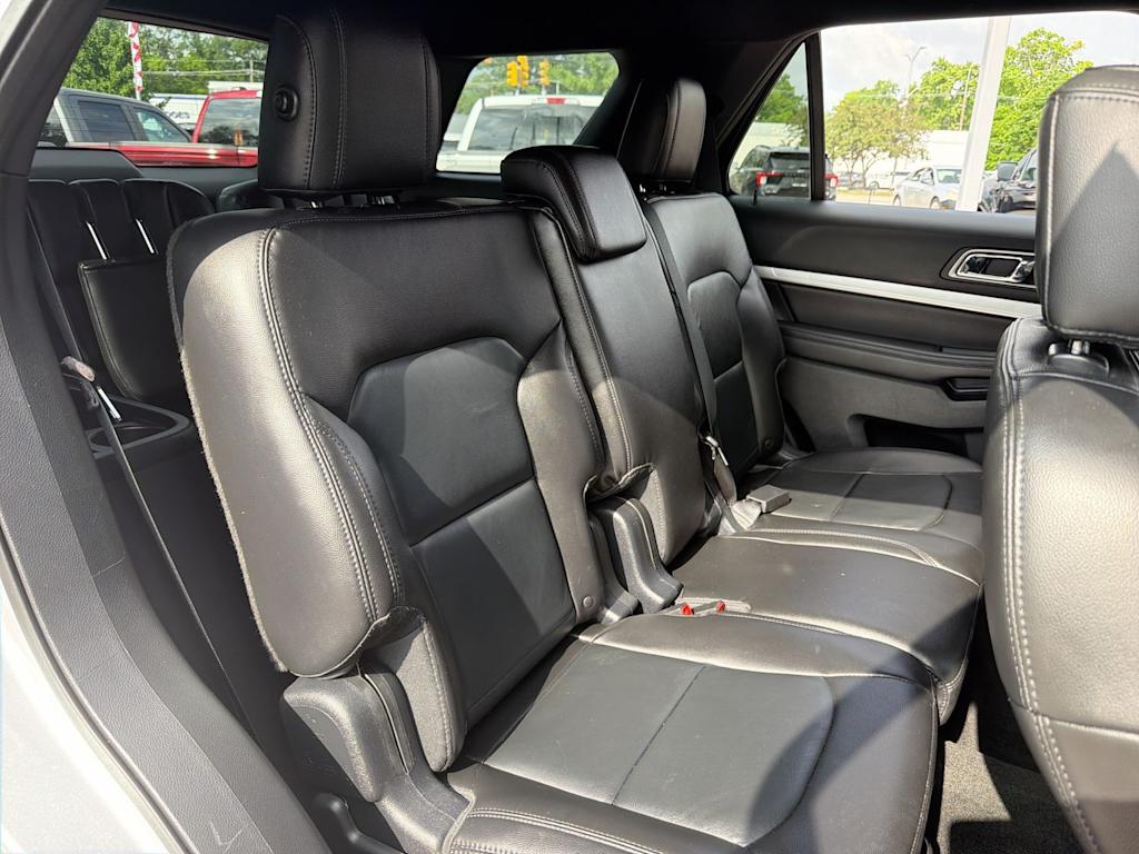 Thumbnail: 2017 Ford Explorer - 27