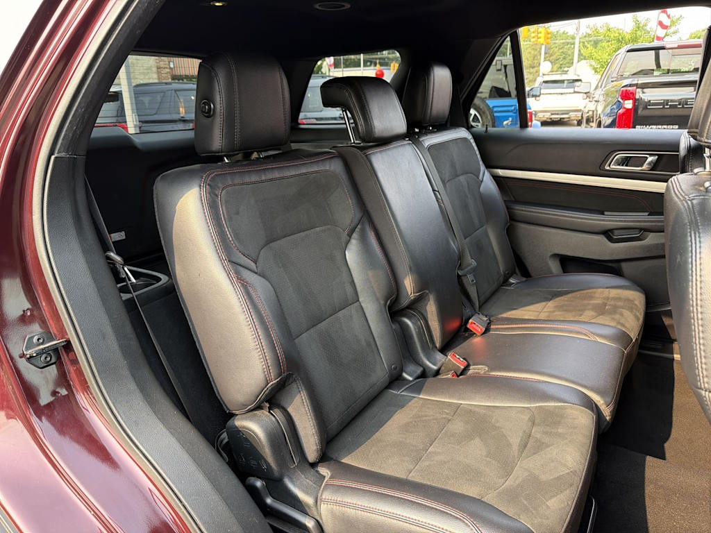 Thumbnail: 2019 Ford Explorer - 25