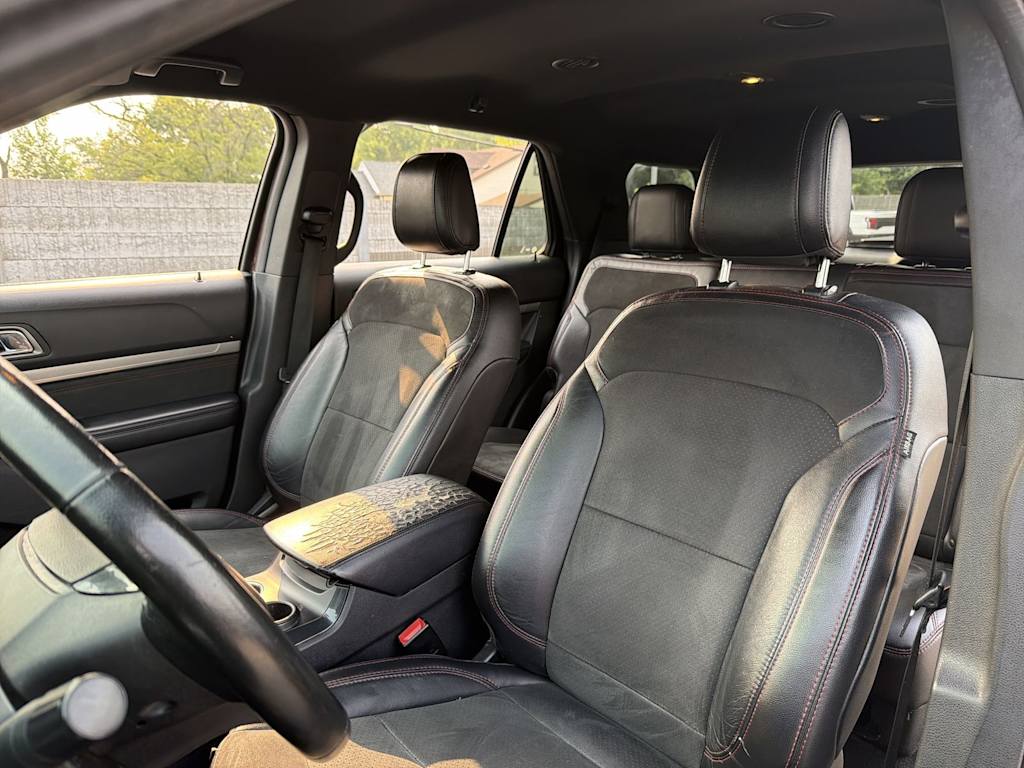 Thumbnail: 2019 Ford Explorer - 11