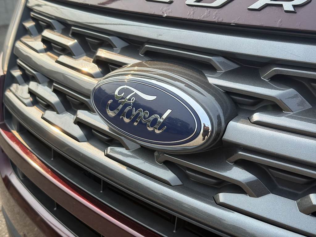 Thumbnail: 2019 Ford Explorer - 7