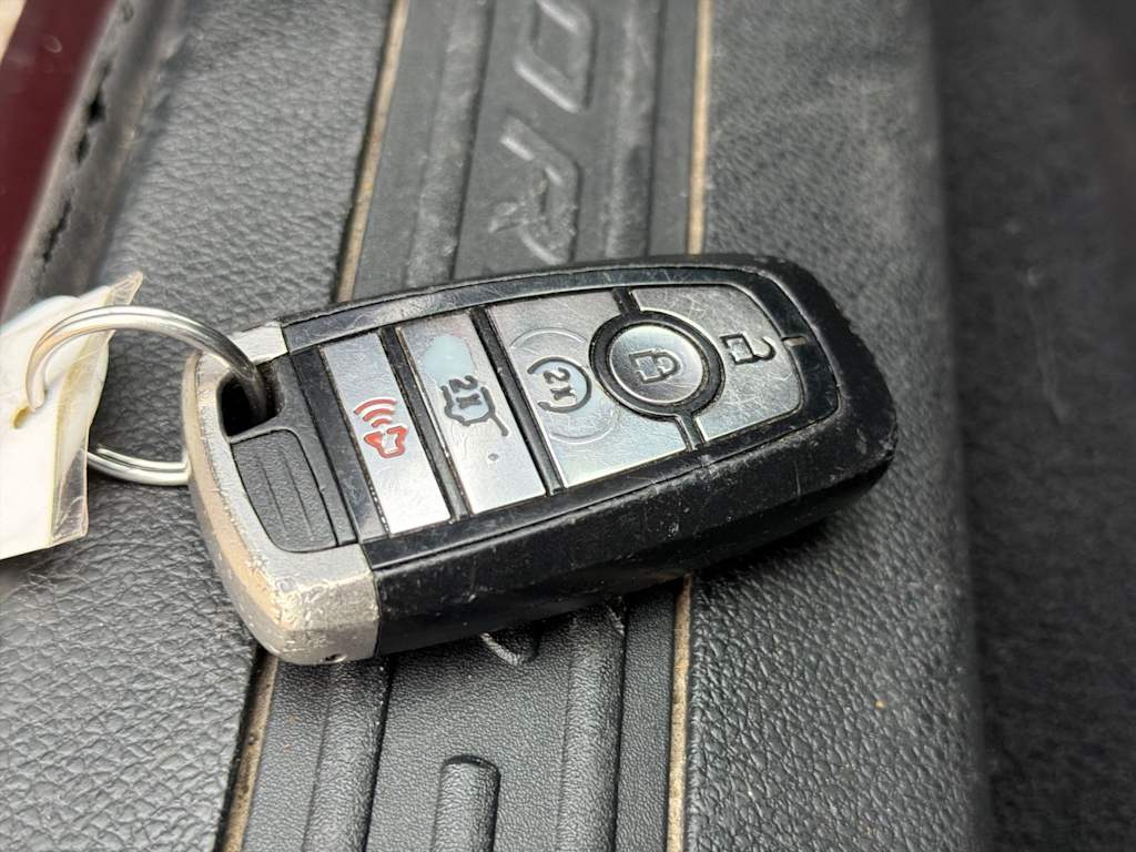 Thumbnail: 2019 Ford Explorer - 34