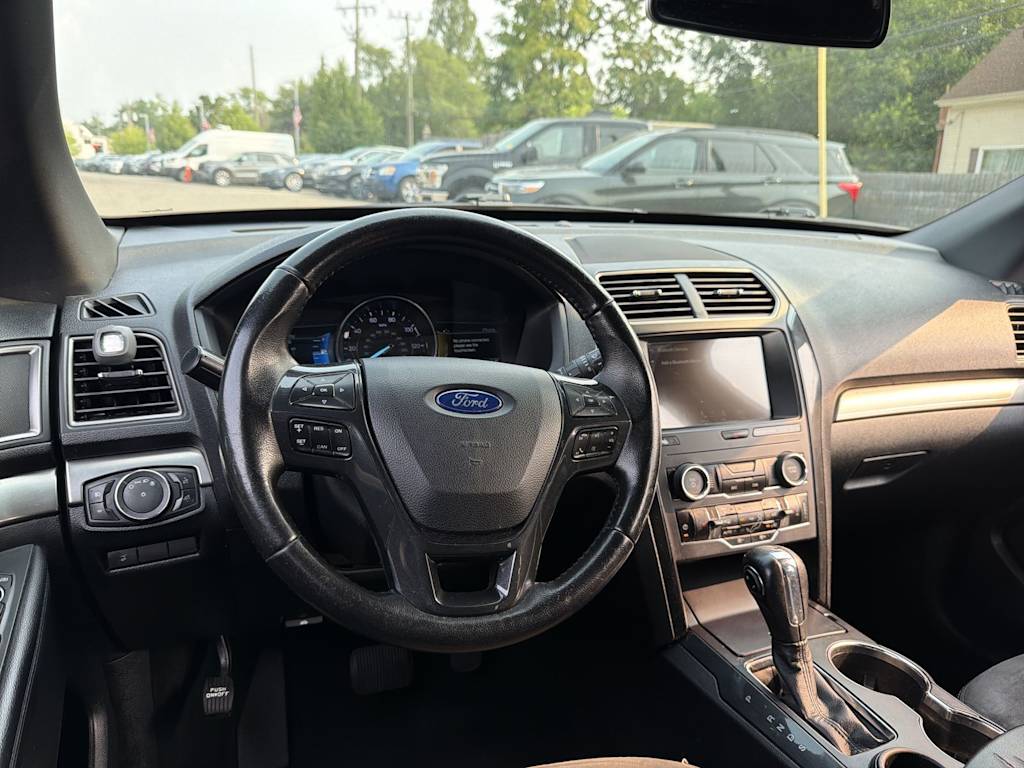 Thumbnail: 2019 Ford Explorer - 2