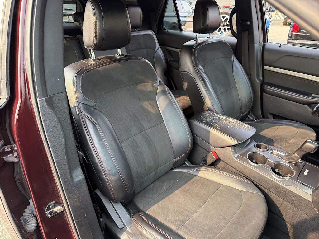 Thumbnail: 2019 Ford Explorer - 26