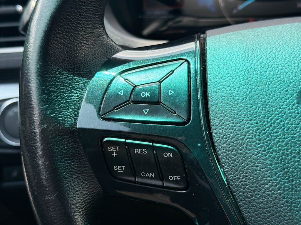 Thumbnail: 2016 Ford Explorer - 17