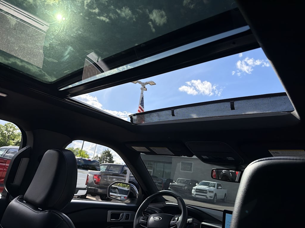 Thumbnail: 2024 Ford Explorer - 31
