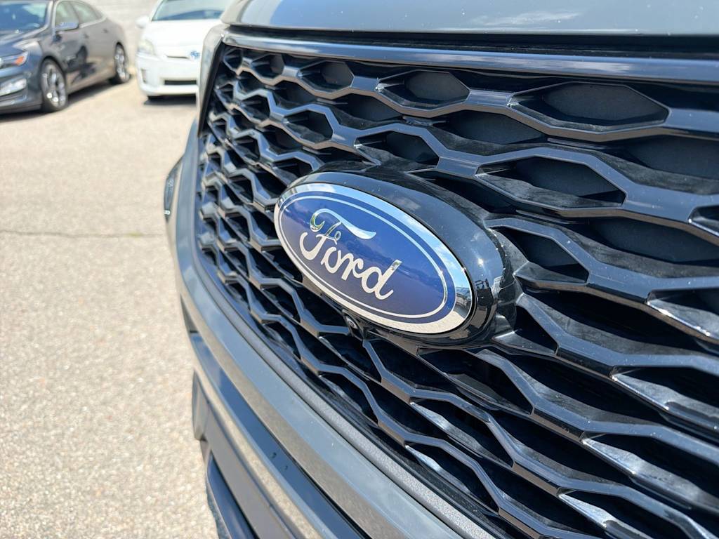 Thumbnail: 2021 Ford Explorer - 23