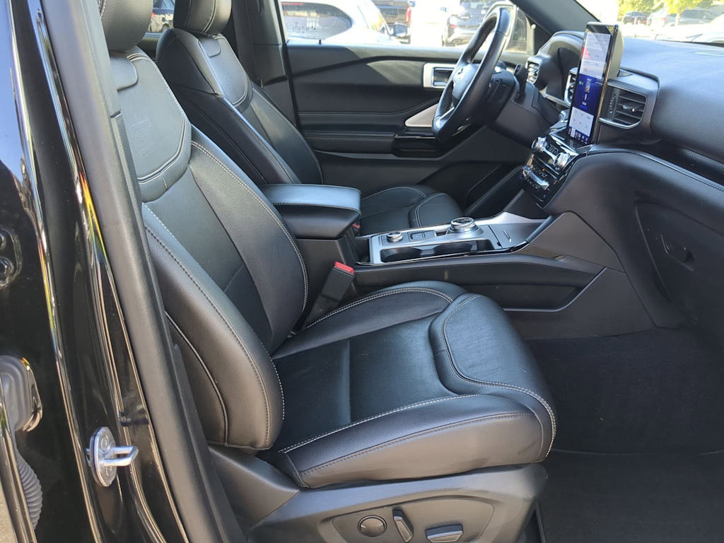 Thumbnail: 2023 Ford Explorer - 10