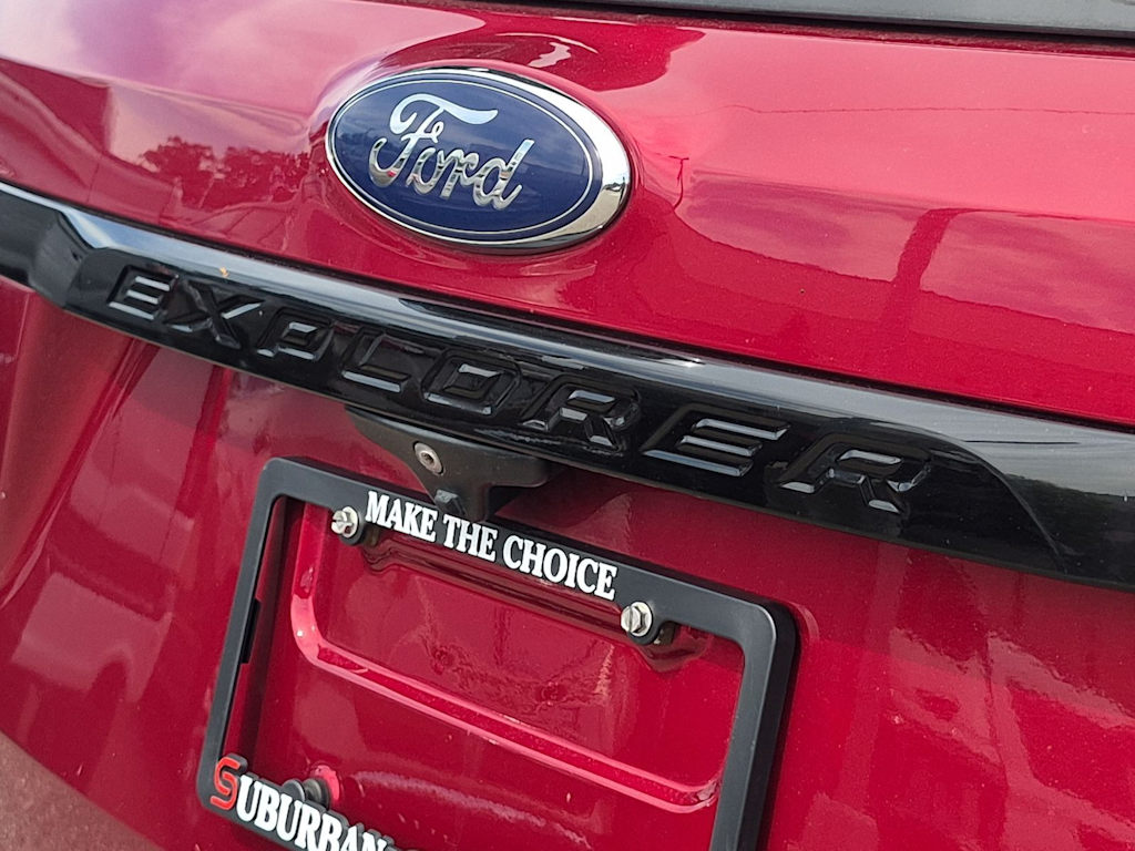 Thumbnail: 2016 Ford Explorer - 22