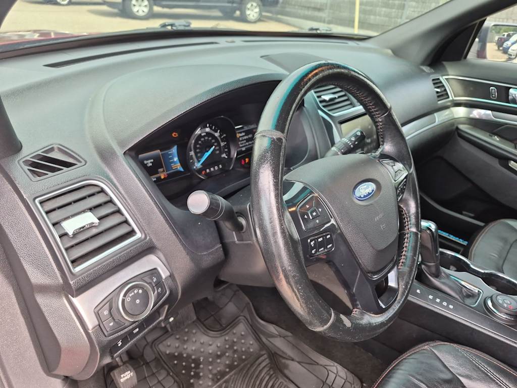 Thumbnail: 2016 Ford Explorer - 2
