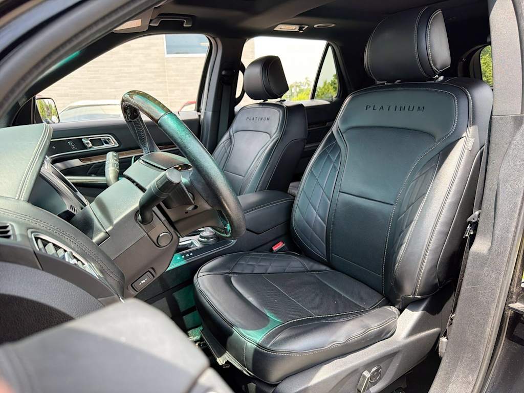 Thumbnail: 2016 Ford Explorer - 10
