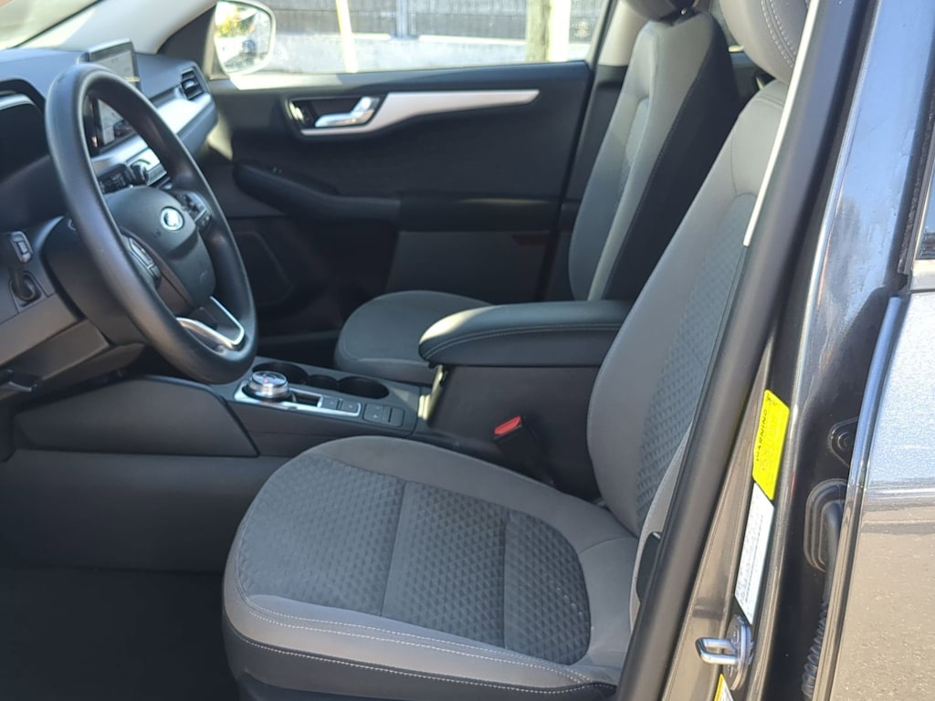 Thumbnail: 2020 Ford Escape - 10